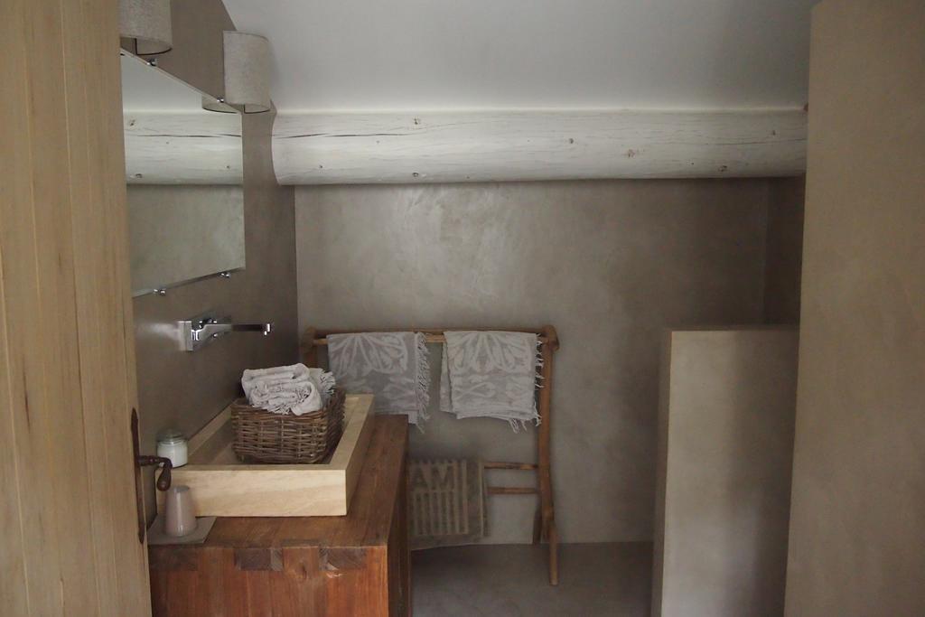 Hôtel La Maison Des Collines à Allemagne-en-Provence Chambre photo