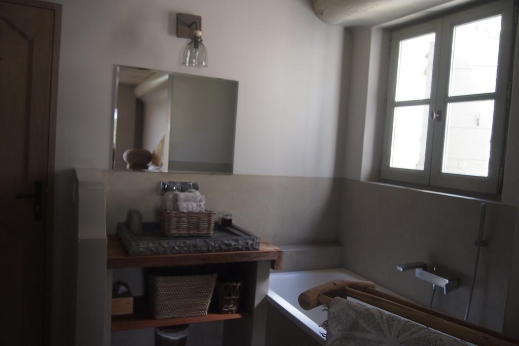 Hôtel La Maison Des Collines à Allemagne-en-Provence Chambre photo